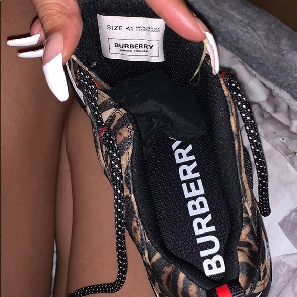 COPY - Men’s size UK 41 brand new in box with tags - Picture 8 of 11